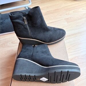 easy-spirit Jayda wedge bootie